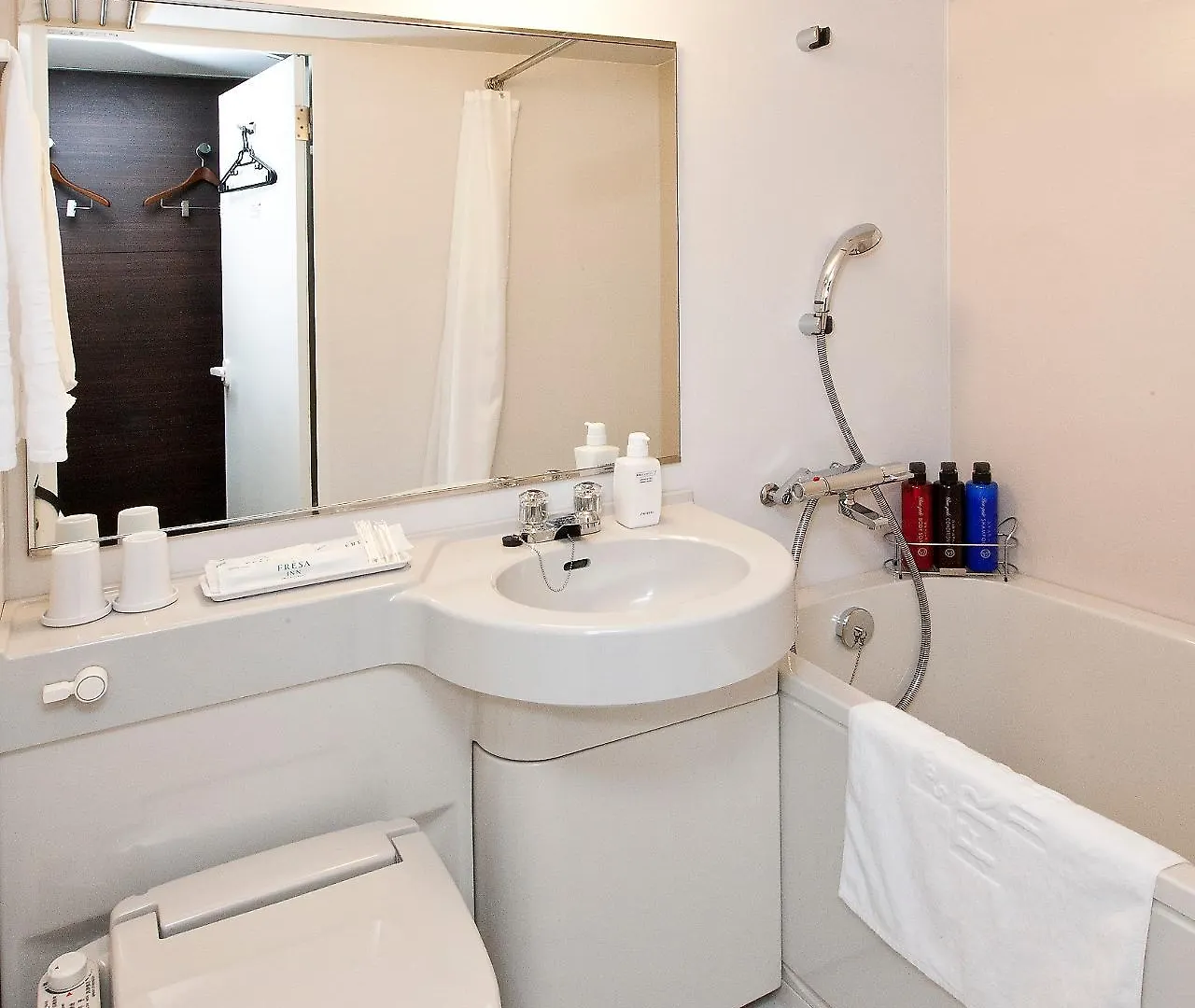 Sotetsu Fresa Inn Yokohama Sakuragi-Cho 3*, Yokohama (Kanagawa)